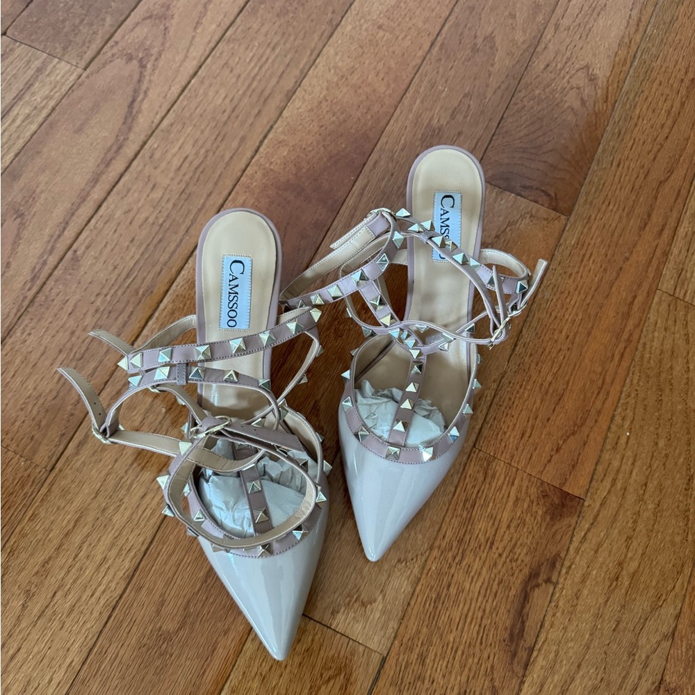 Nude studded pumps (Women)